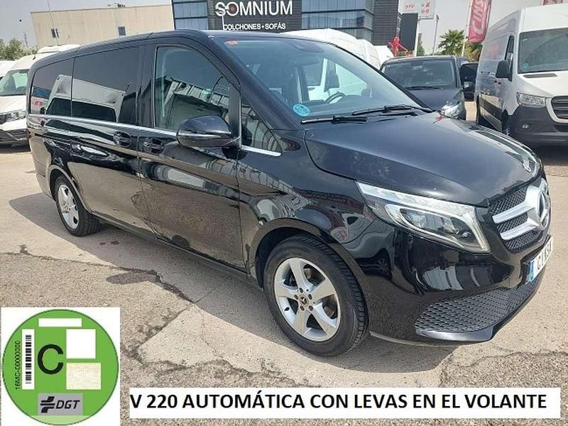 Negro Usado 2021 Mercedes V220 Avantgarde Monovolumen | 46.900 € (Un poco caro) - Imagen 1/4