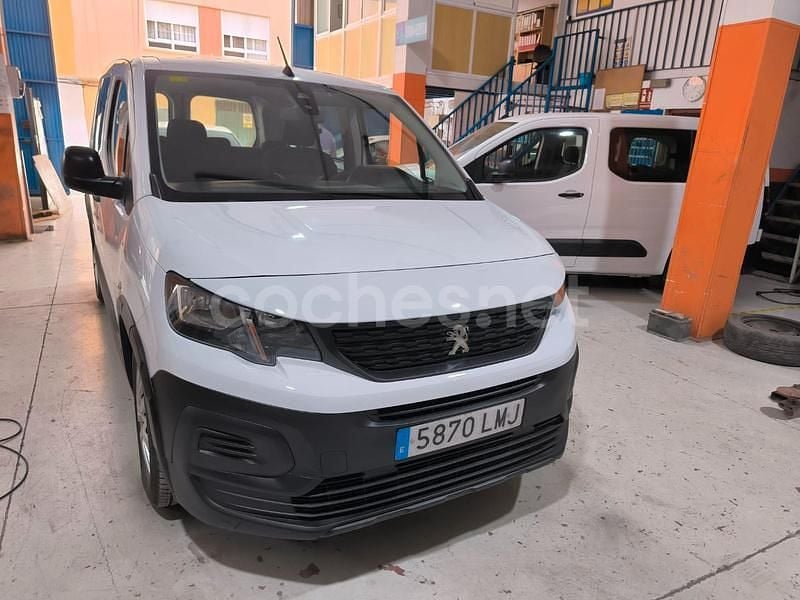 Blanco Usado 2021 Peugeot Rifter Active Monovolumen | 10.000 € (Super precio) - Imagen 1/4