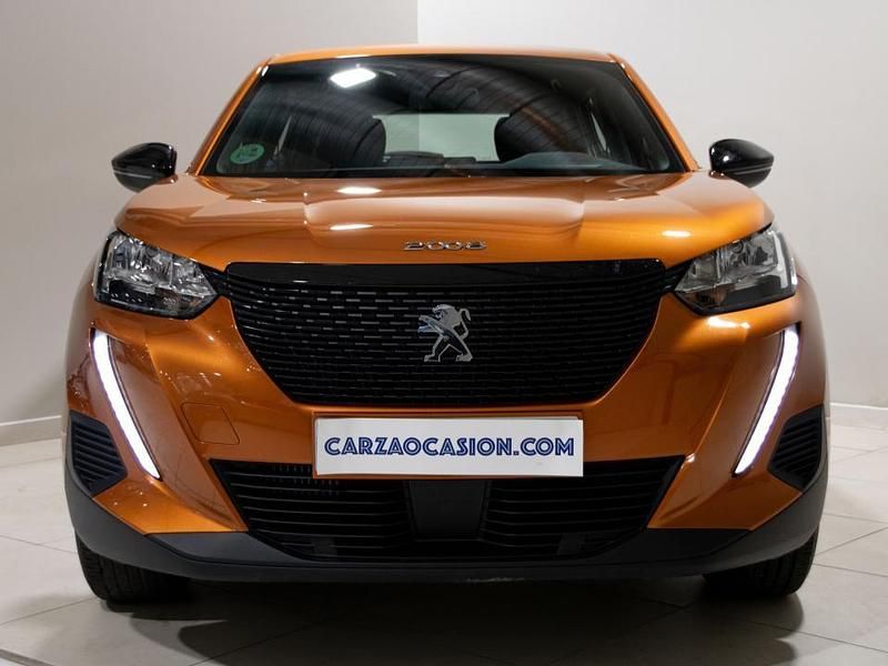 Usado Peugeot 2008 Active 130 CV (95 kW) 2023 Naranja SUV