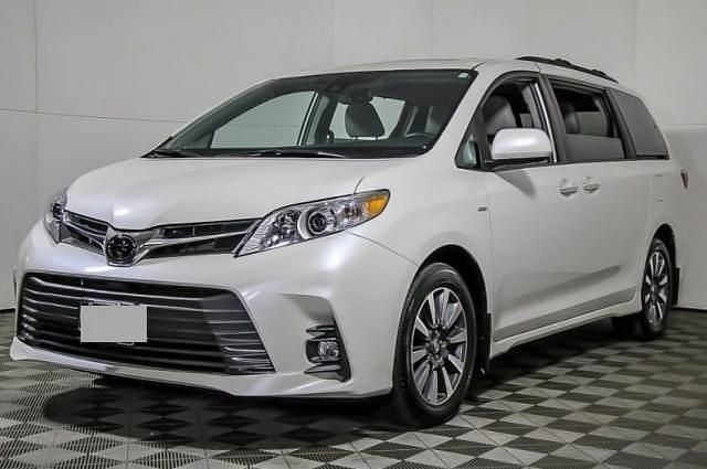 Usado Toyota Sienna XLE 262 CV (192 kW) 2019 Blanco Monovolumen