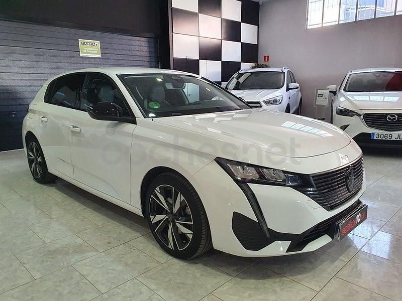 Usado Peugeot 308 Allure 130 CV (95 kW) 2023 Blanco Berlina