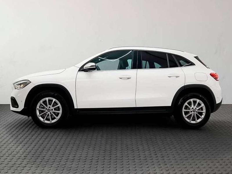 Usado Mercedes GLA250 218 CV (160 kW) 2022 Blanco SUV