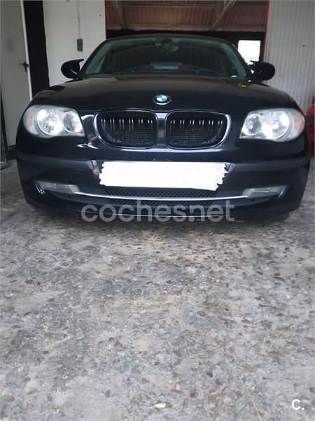 Usado BMW 116 122 CV (89 kW) 2010 Negro Utilitario