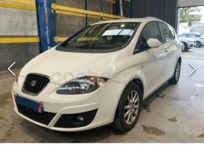 Usado Seat Altea XL I-Tech 140 CV (102 kW) 2014 Blanco Monovolumen