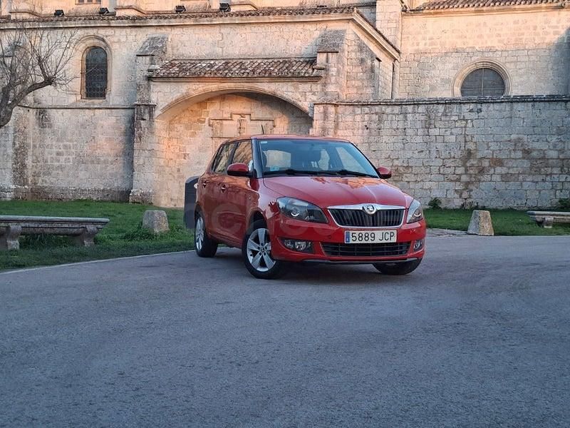 Brugt Skoda Fabia Active 90 HK (66 kW) 2015 Rød Sedan