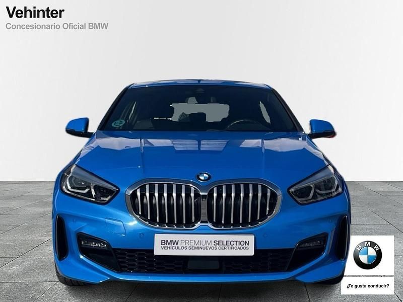 Käytetty BMW 118 Shadowline 140 HP (102 kW) 2022 Viistoperä