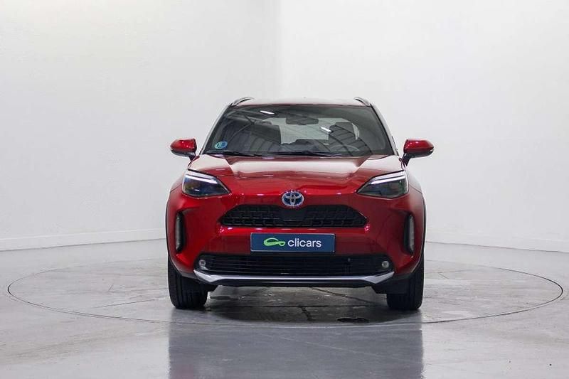 Usado Toyota Yaris Cross Connect Style 91 CV (66 kW) 2023 Rojo SUV