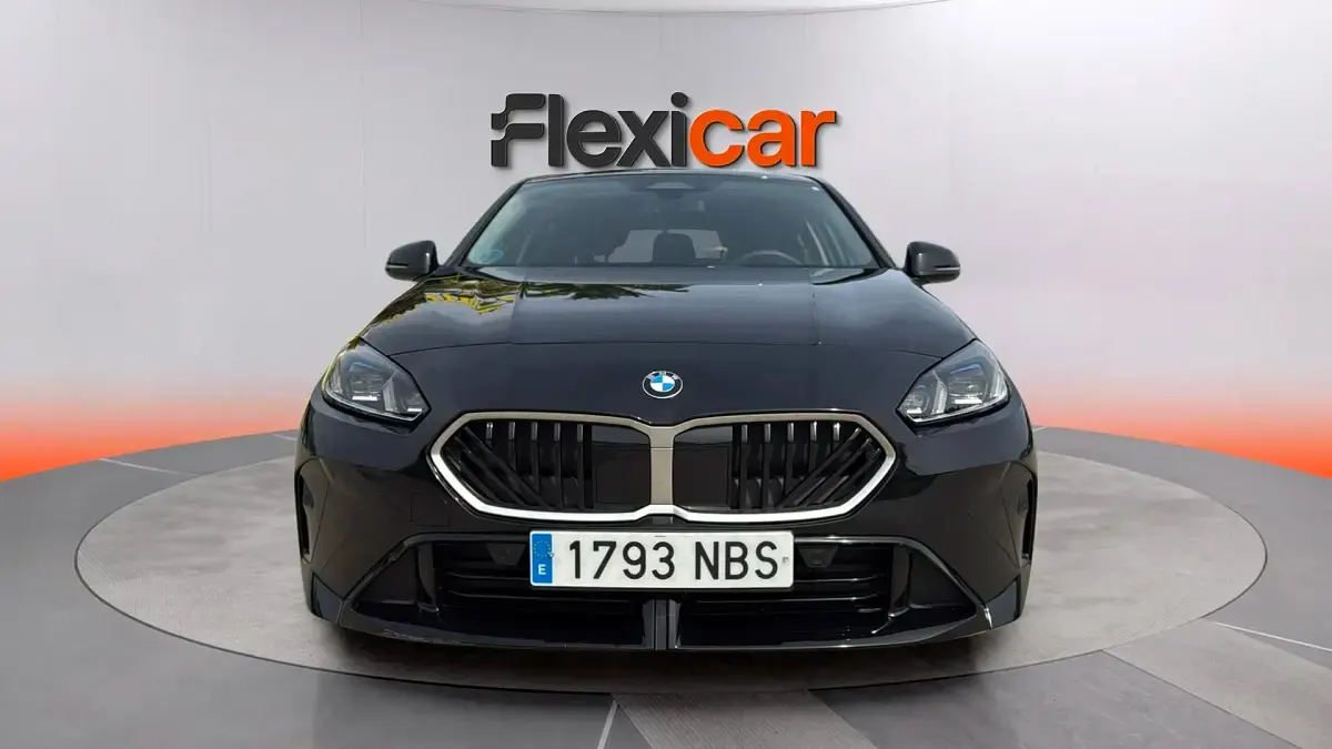 Usado BMW 120 163 CV (119 kW) 2025 Negro Utilitario