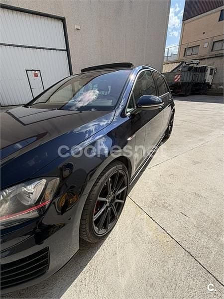 Usado VW Golf VII GTI 230 CV (169 kW) 2015 Azul Berlina