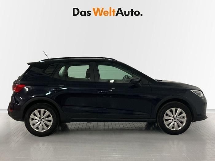Usado Seat Arona Style Plus 110 CV (80 kW) 2022 Azul SUV