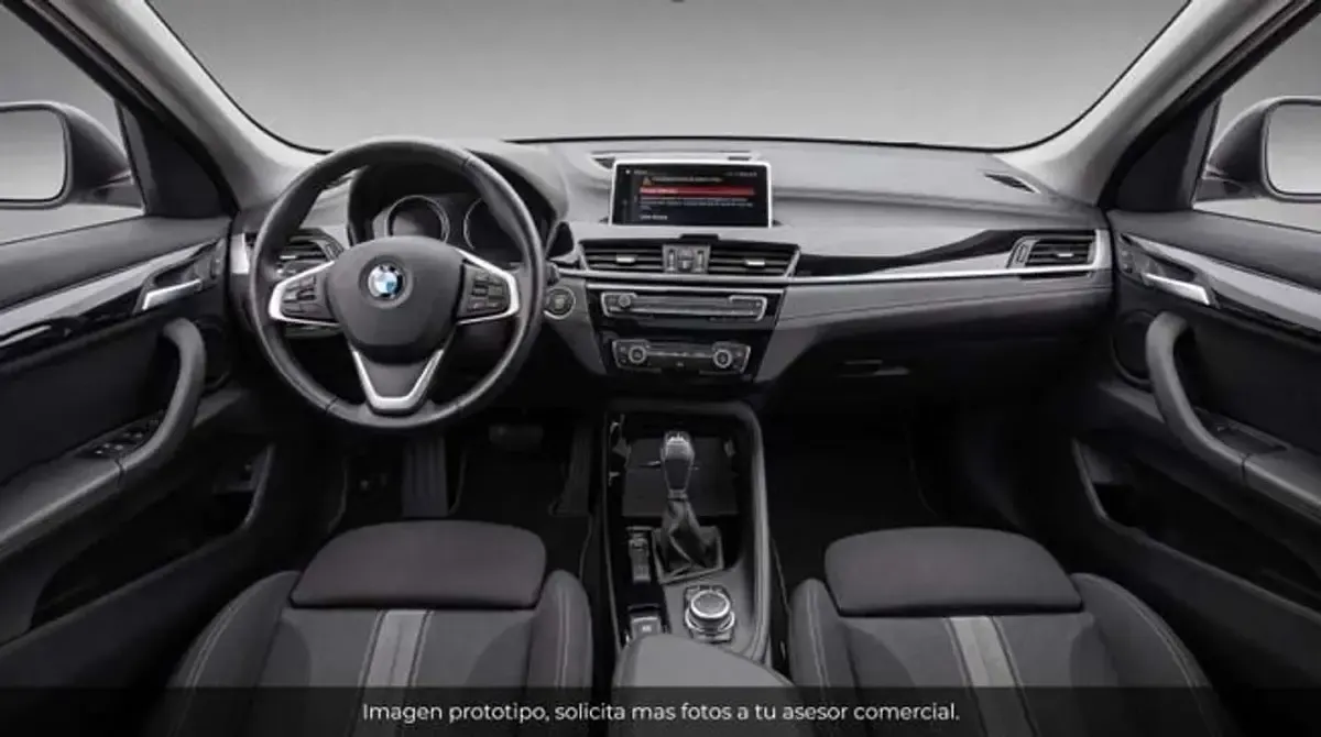 Usado BMW X2 Shadowline 136 CV (100 kW) 2023 Gris SUV