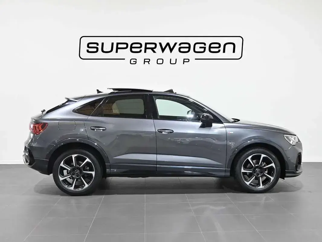 Usado Audi Q3 Sportback Ambiente 150 CV (110 kW) 2019 Gris SUV