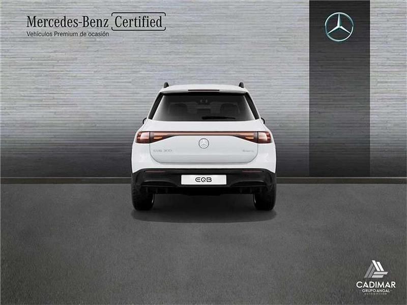 Usado Mercedes EQB300 167 kW (228 CV) 2025 SUV