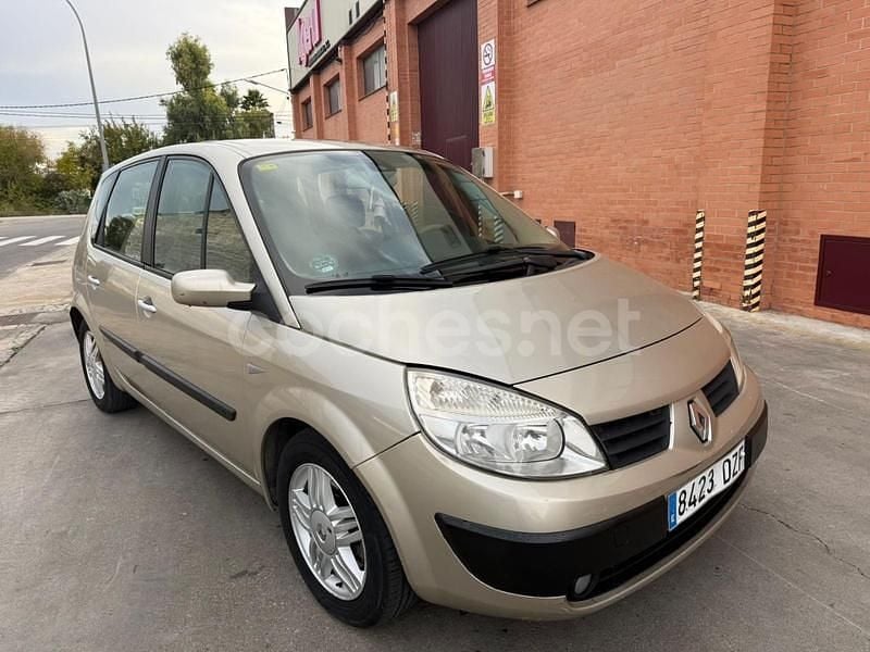 Marrón Usado 2006 Renault Scénic II Dynamique Monovolumen | 2999 € (Precio justo) - Imagen 1/4
