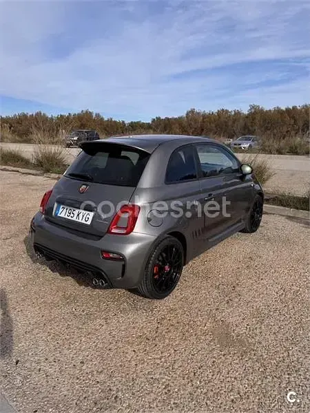 Usado Abarth 595 Competizione 180 CV (132 kW) 2019 Gris / plata Berlina