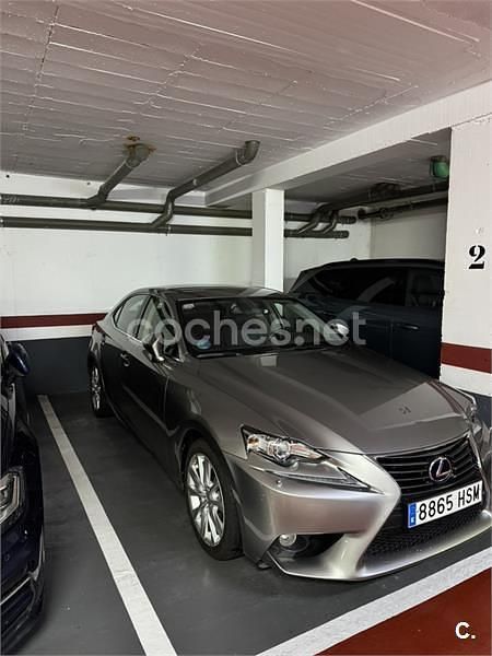 Usado Lexus IS300h 223 CV (164 kW) 2013 Gris / plata Berlina