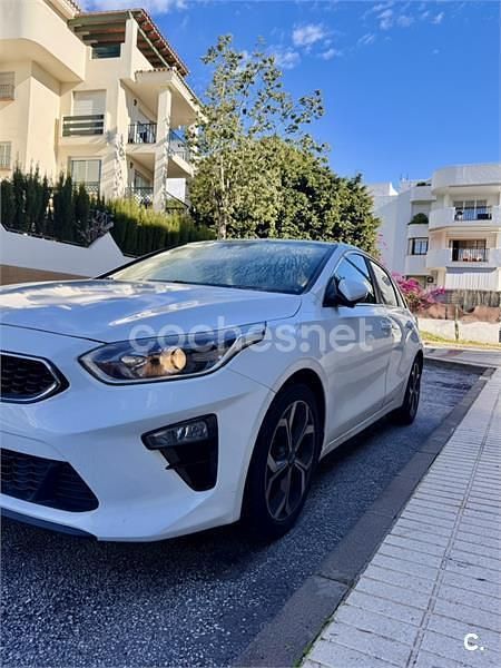 Occasion Kia Ceed 120 PK (88 kW) 2018 Wit Hatchback