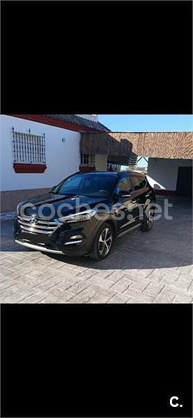Usado Hyundai Tucson Style 141 CV (103 kW) 2018 Negro SUV