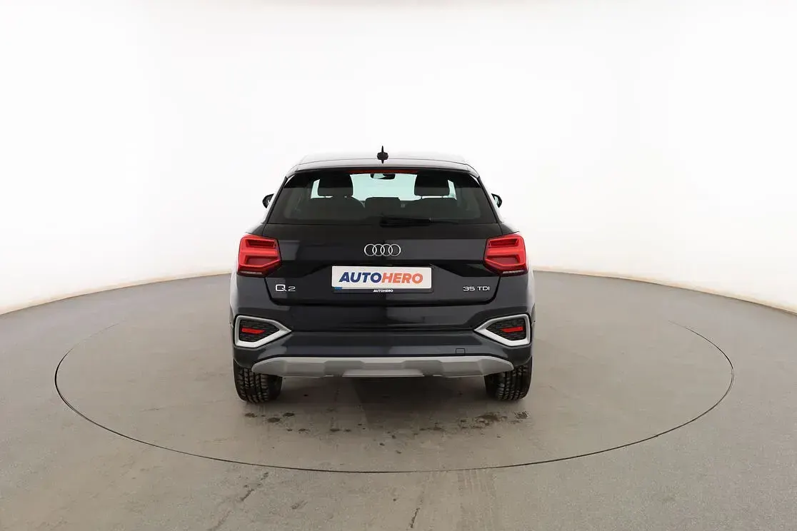Usado Audi Q2 Advanced 150 CV (110 kW) 2022 Negro SUV