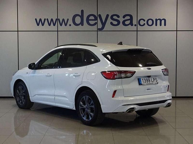 Usado Ford Kuga ST-Line 190 CV (139 kW) 2021 Blanco SUV