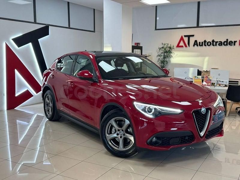 Usado Alfa Romeo Stelvio 150 CV (110 kW) 2017 Rojo SUV