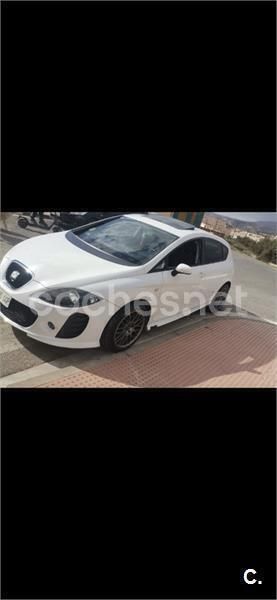 Blanco Usado 2008 Seat Leon Sport Berlina | 6500 € (Precio justo) - Imagen 1/4