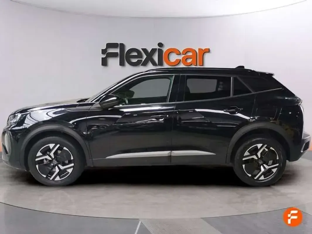 Usado Peugeot 2008 Allure 101 CV (74 kW) 2023 Negro SUV