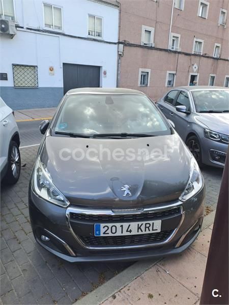 Gris / plata Usado 2018 Peugeot 208 Utilitario | 10.100 € (Precio justo) - Imagen 1/1