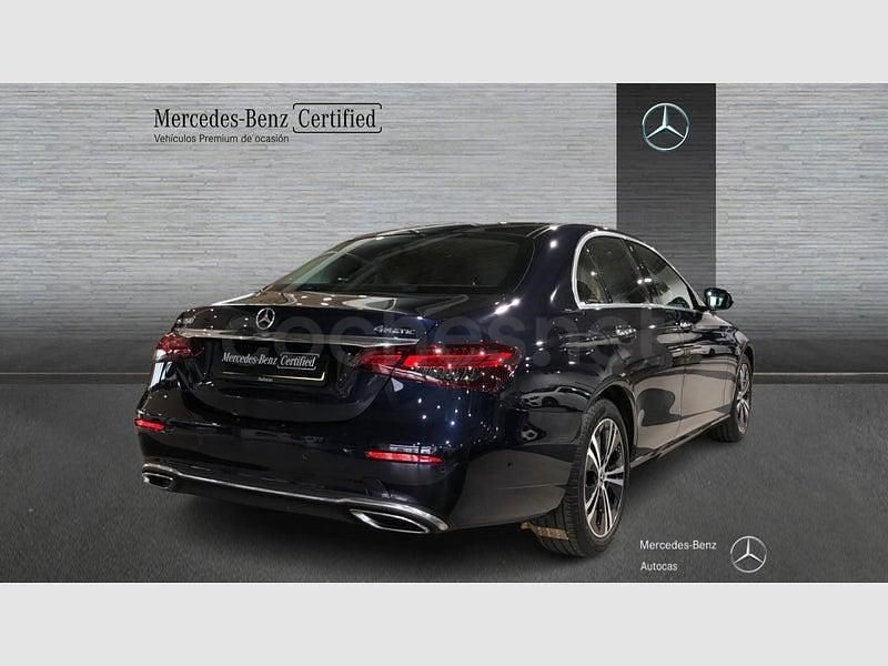 Usado Mercedes E450 367 CV (269 kW) 2023 Azul Berlina