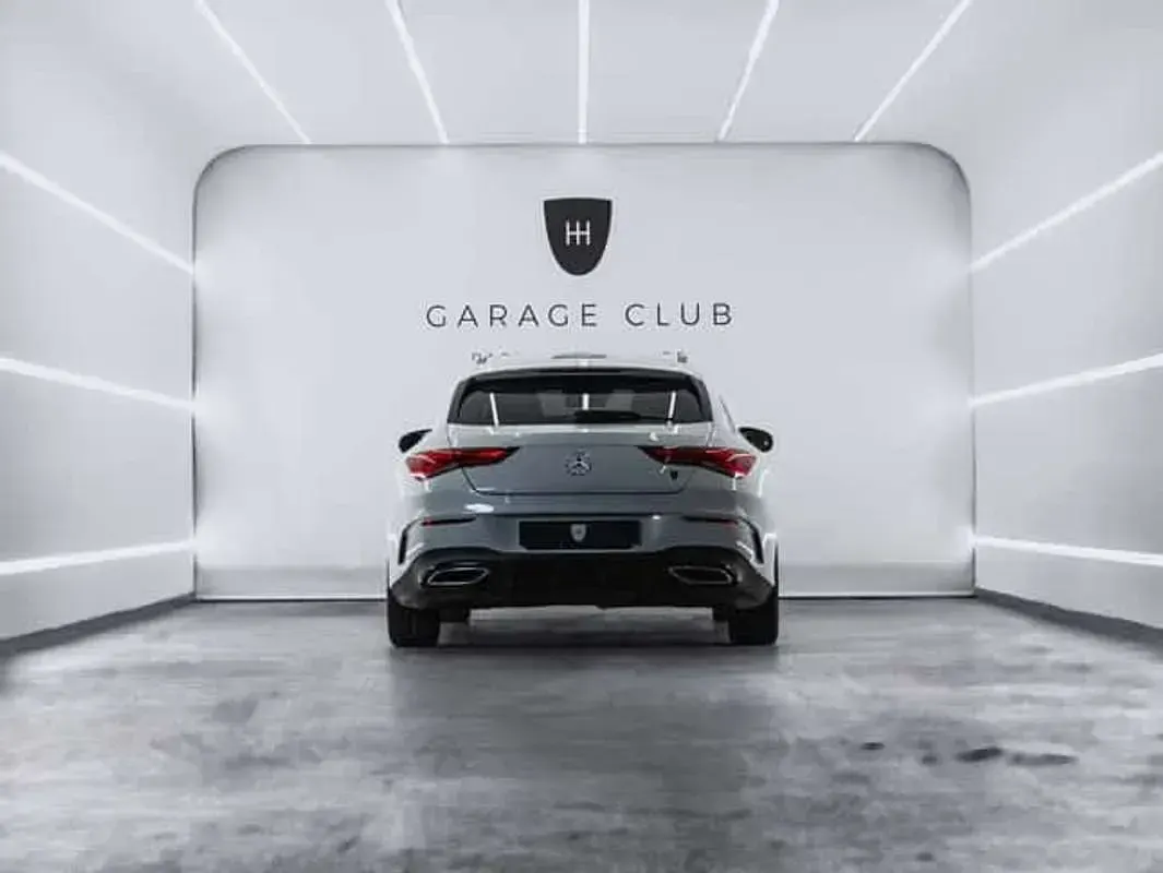Usado Mercedes CLA200 Shooting Brake 150 CV (110 kW) 2020 Blanco Familiar