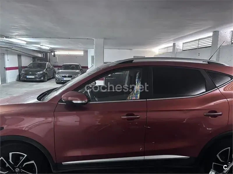 Usado MG ZS Luxury 111 CV (81 kW) 2024 Naranja SUV