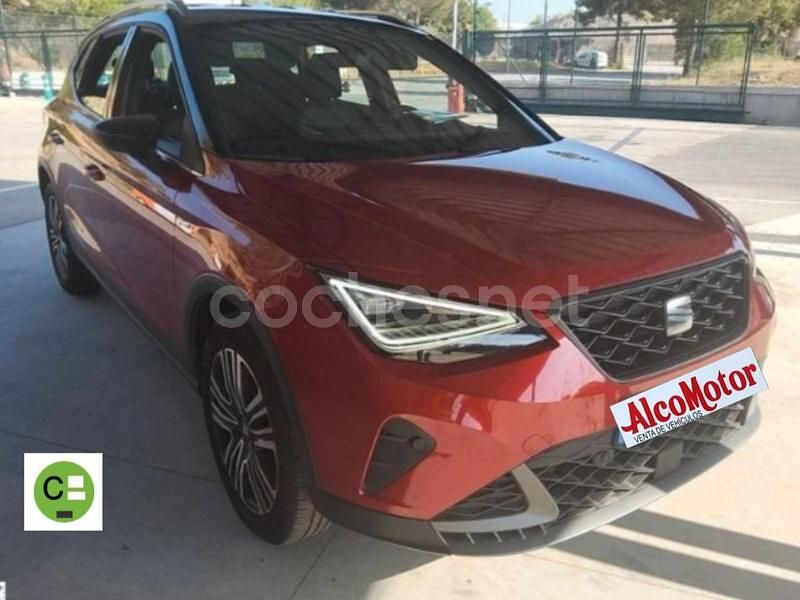 Rojo Usado 2024 Seat Arona FR SUV | 20.900 € (Un poco caro) - Imagen 1/4