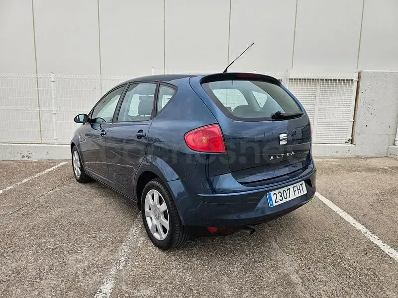 Usado Seat Altea Stylance 105 CV (77 kW) 2007 Verde Monovolumen