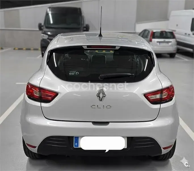 Usado Renault Clio IV Business 75 CV (55 kW) 2019 Gris / plata Berlina