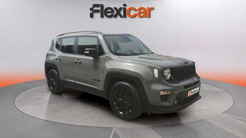 Usado Jeep Renegade Night Eagle 131 CV (96 kW) 2022 Gris SUV