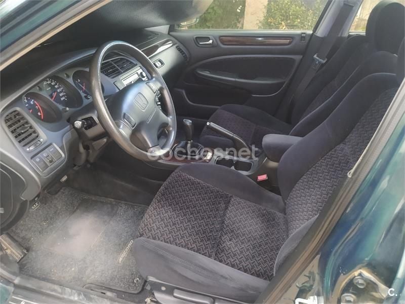 Verde Usado 2000 Honda Accord ES Berlina | 3800 € - Imagen 1/4