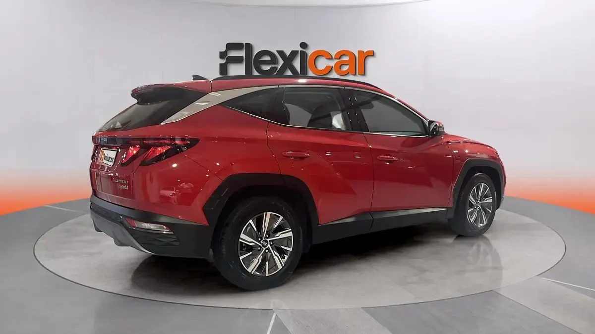 Usado Hyundai Tucson 150 CV (110 kW) 2024 Rojo SUV