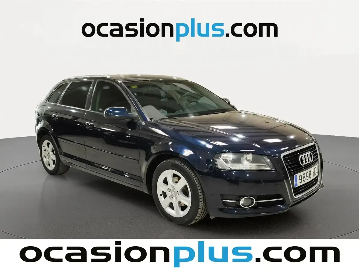 Usado Audi A3 Attraction 105 CV (77 kW) 2011 Azul Utilitario