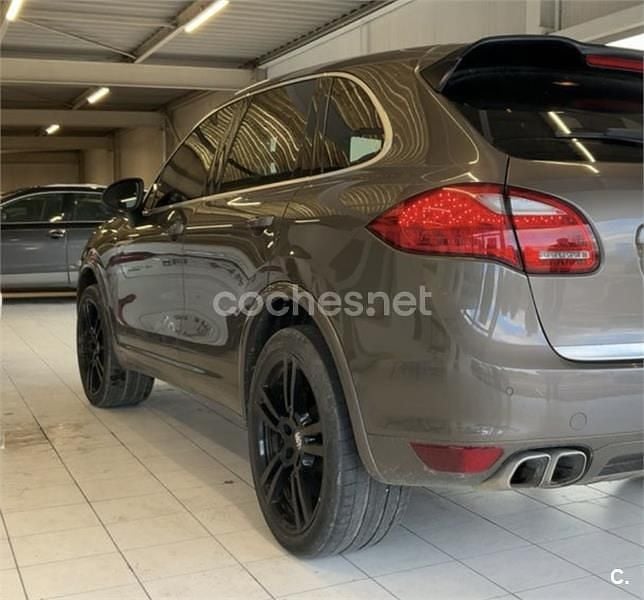 Usado Porsche Cayenne Platinum Edition 245 CV (180 kW) 2014 Marrón SUV