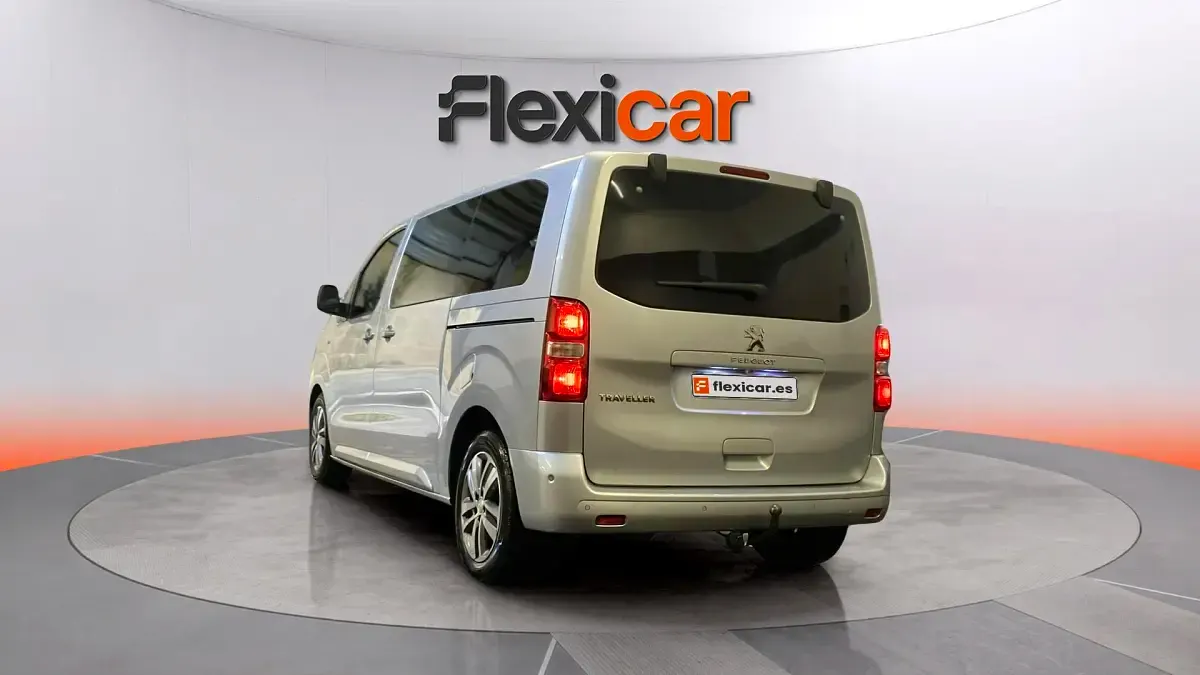 Usado Peugeot Traveller Business-Line 180 CV (132 kW) 2018 Gris Monovolumen