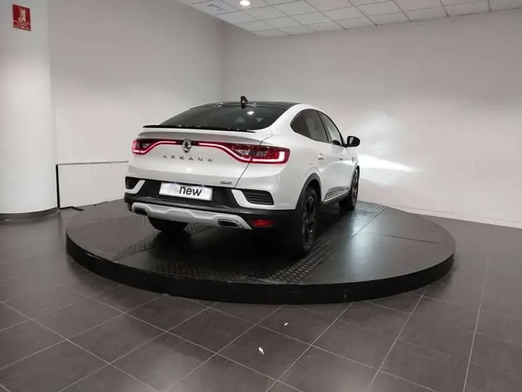 Usado Renault Arkana R.S. 94 CV (69 kW) 2022 Blanco SUV