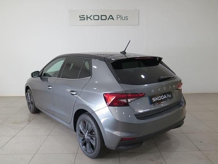 Gris / plata Nuevo 2025 Skoda Fabia Berlina | 22.500 € (Precio justo) - Imagen 1/4