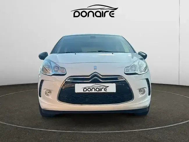 Usado DS Automobiles DS3 Design 82 CV (60 kW) 2015 Blanco Utilitario