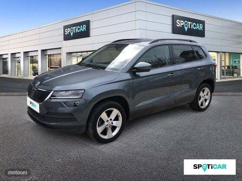 Gris / plata Usado 2020 Skoda Karoq SportLine SUV | 18.500 € (Precio justo) - Imagen 1/4