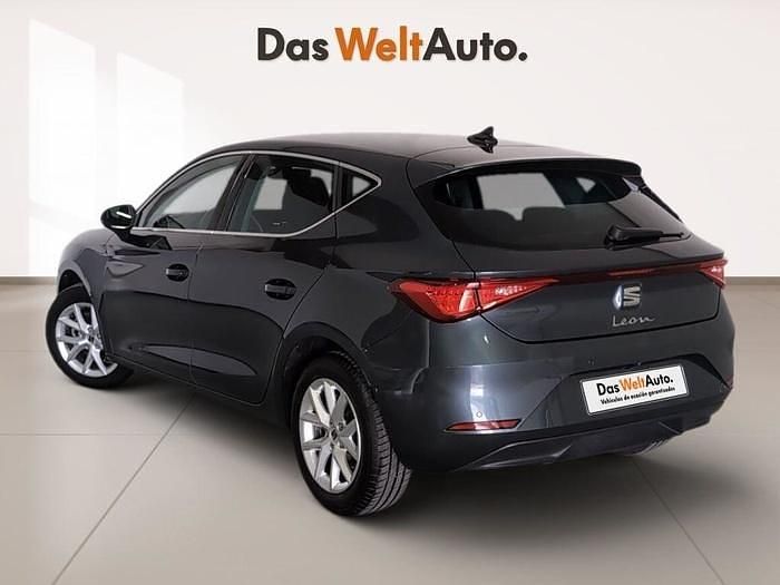 Usado Seat Leon Style 116 CV (85 kW) 2025 Gris