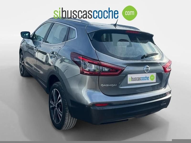 Usado Nissan Qashqai Style Edition 140 CV (102 kW) 2021 Gris/plata SUV