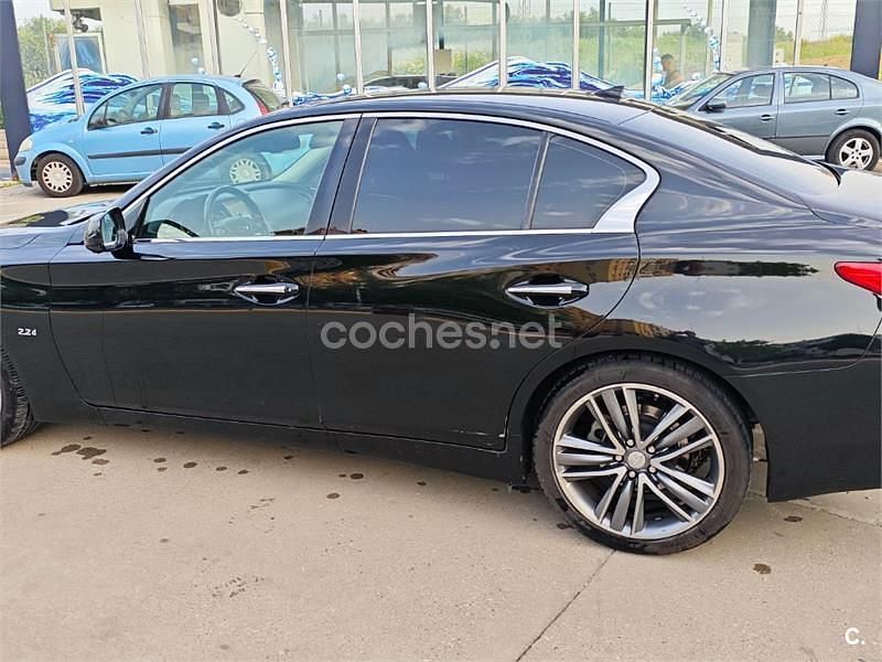 Usado Infiniti Q50 Sport Tech 170 CV (125 kW) 2018 Negro Berlina