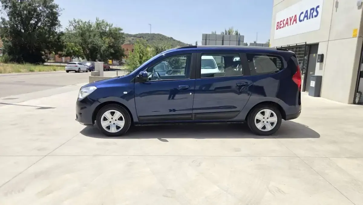 Usado Dacia Lodgy Comfort 102 CV (75 kW) 2018 Azul Monovolumen