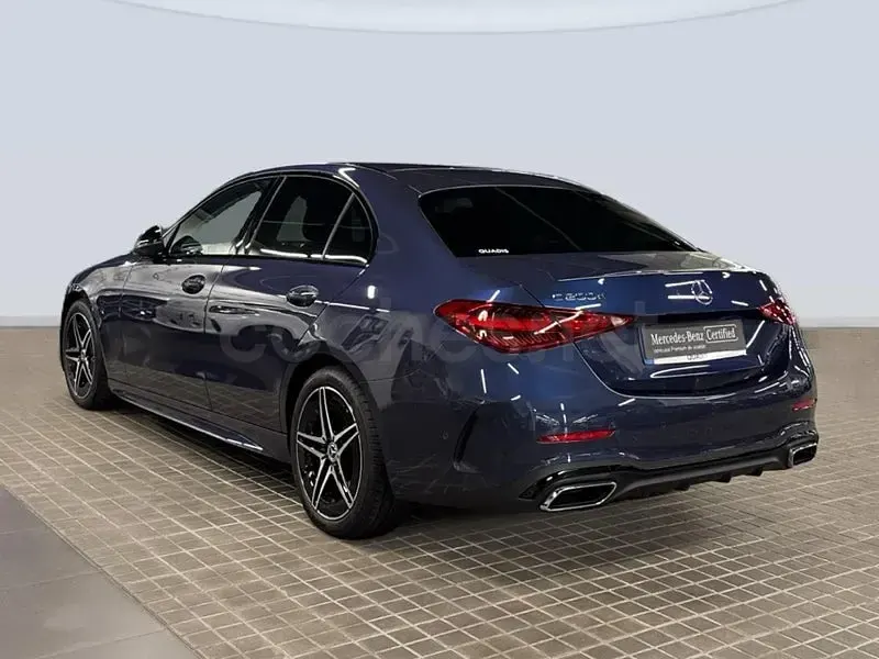 Usado Mercedes C200 163 CV (119 kW) 2025 Azul Berlina