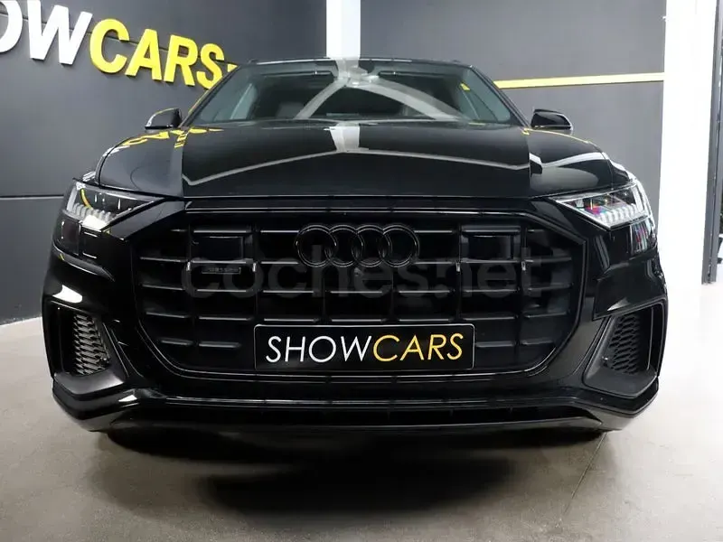 Usado Audi Q8 286 CV (210 kW) 2023 Negro SUV